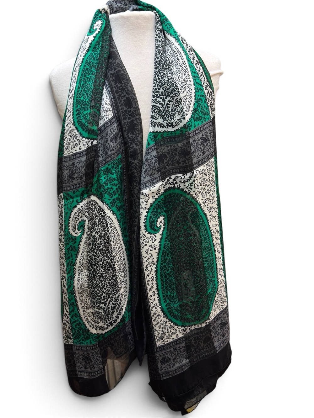 Vintage Yves Saint Laurent YSL Foulards 68” Paisley Scarf Shawl Italy
